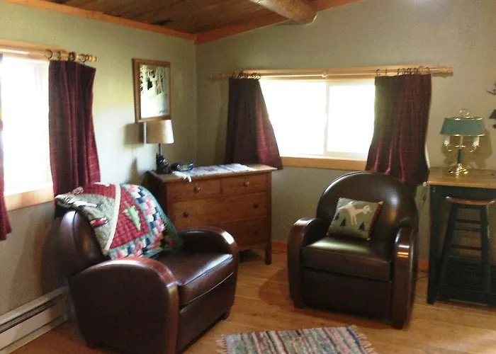 Half Moon Lake Lodge